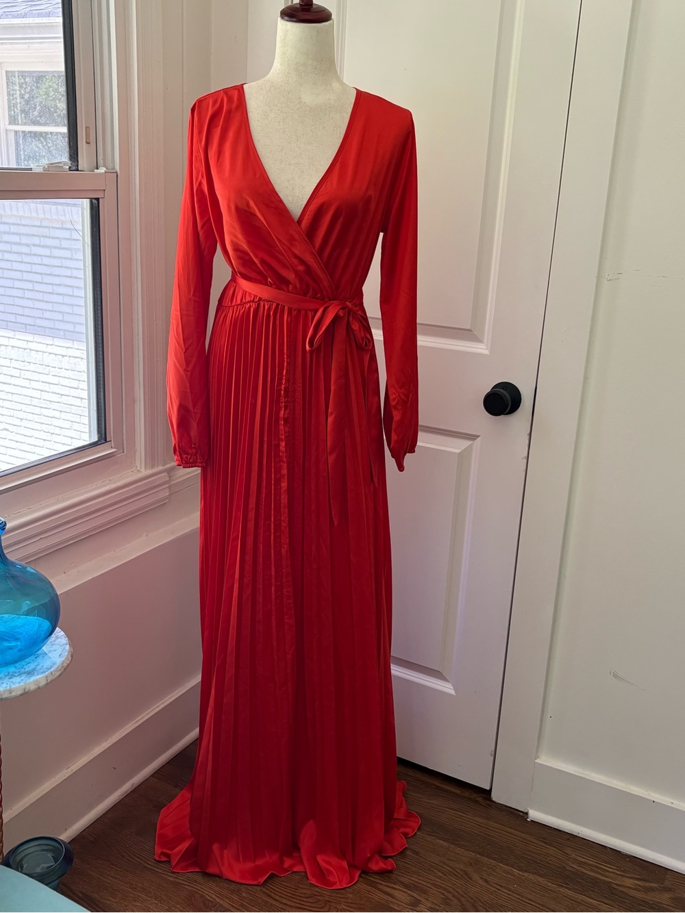 Orange Long-Sleeve V-Neck Pleated Maxi Dress